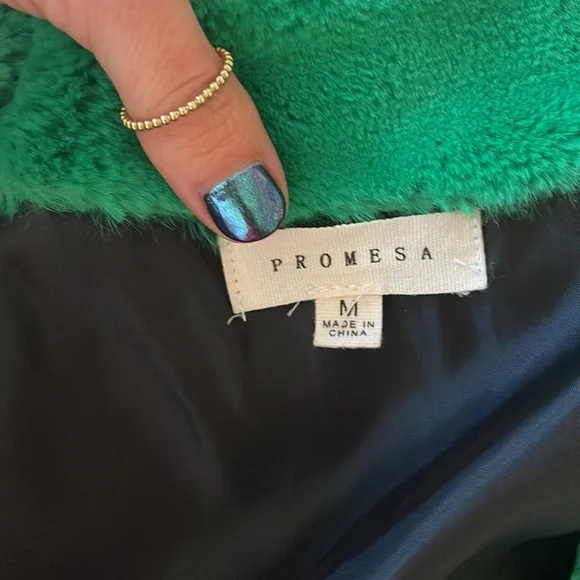 promesa | green fur bomber jacket - Picture 5 of 5